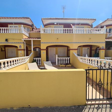 2 Bedroom Property In Closed Urbanisation تورّيفيِخا المظهر الخارجي الصورة