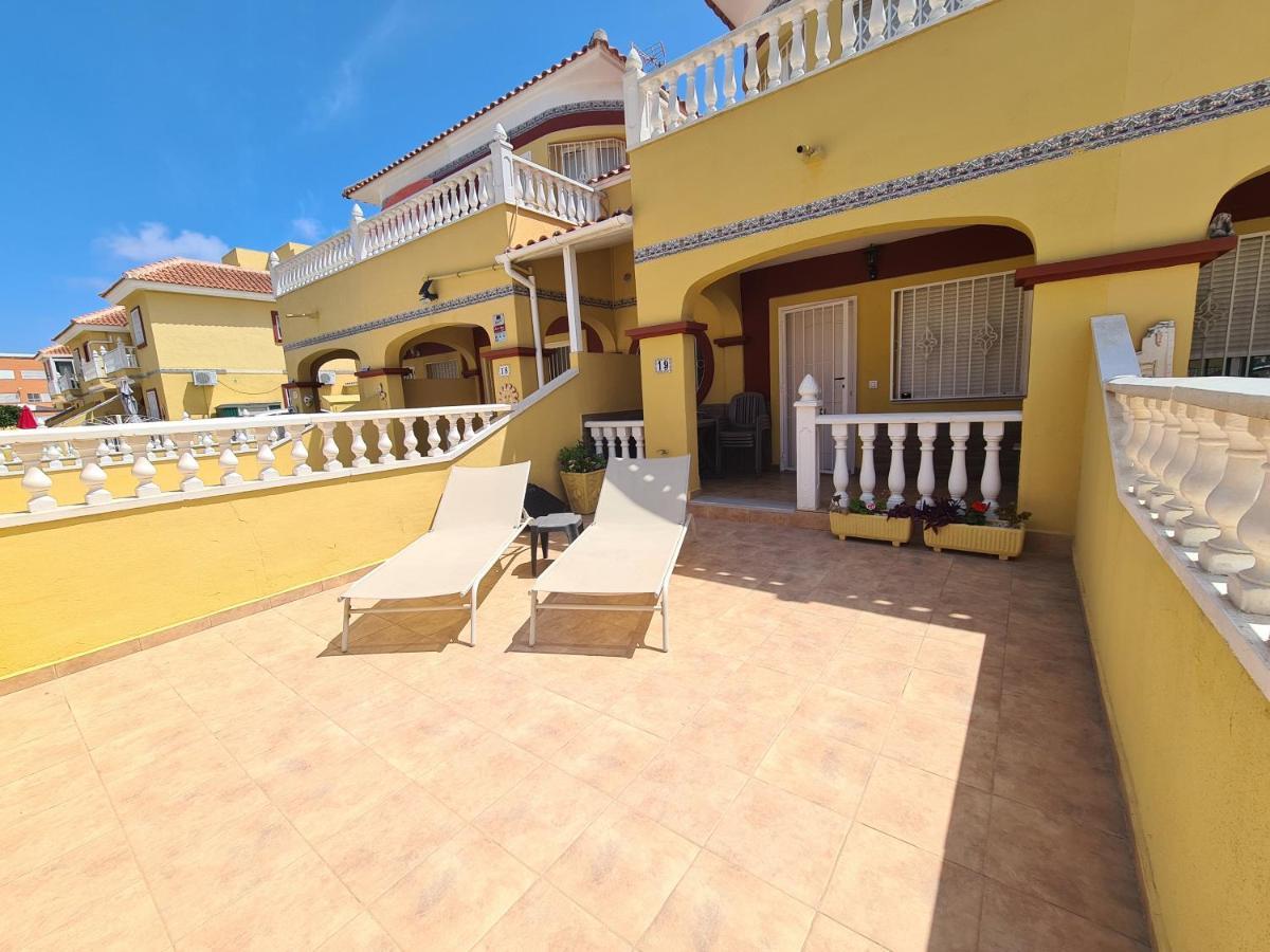 2 Bedroom Property In Closed Urbanisation تورّيفيِخا المظهر الخارجي الصورة