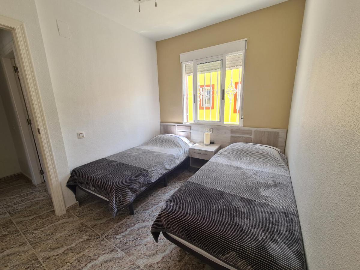 2 Bedroom Property In Closed Urbanisation تورّيفيِخا المظهر الخارجي الصورة